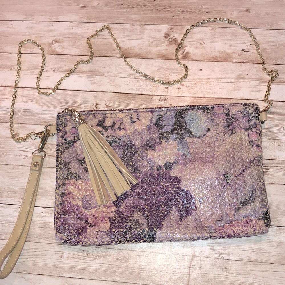 “Urban Expressions” beautiful floral texture bag/clutch w/removable chain NWOT